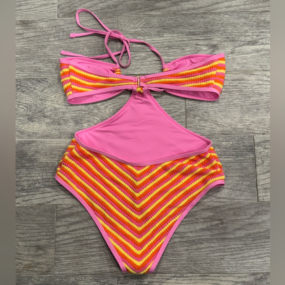 New Beach Riot Pamela soliel crochet one piece swimsuit - Picture 8 of 8